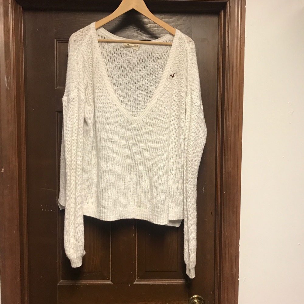 White knitted Hollister sweater
